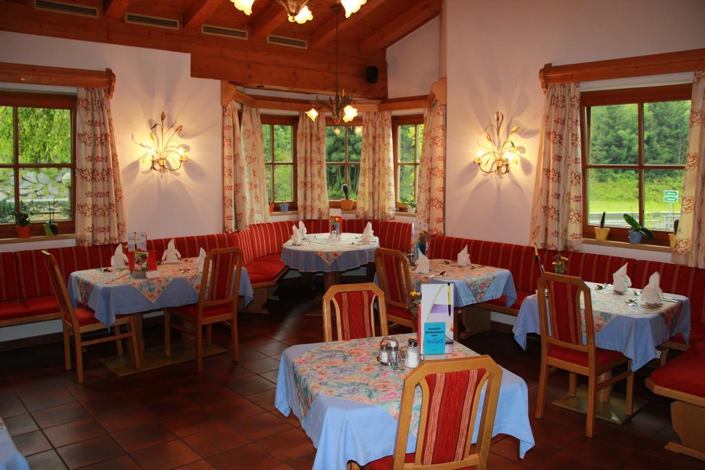 Hotel Bachschmied Maria Alm am Steinernen Meer Exterior foto